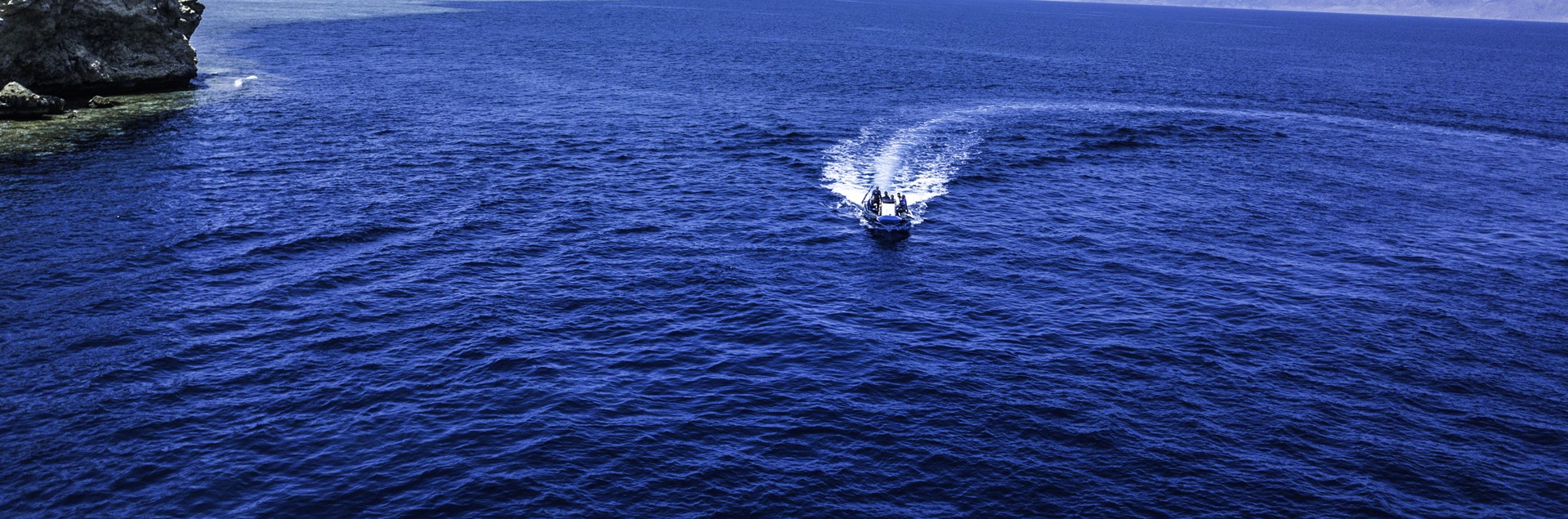 Speed Boat Diving